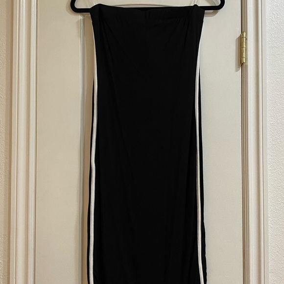 Black strapless Windsor dress - Picture 1 of 5